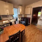 Bryggehage - *